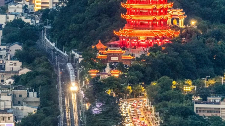 武汉黄鹤楼东湖3日2晚私家团 - 武汉包车行程实景图 01